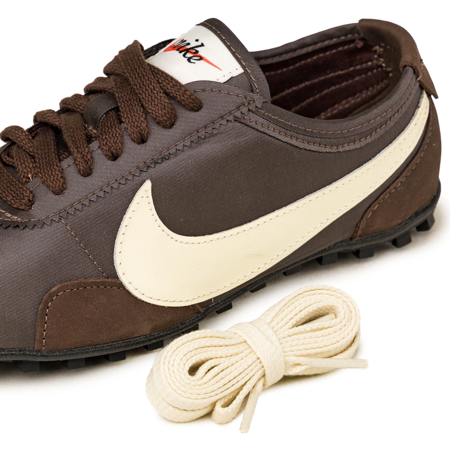 Nike Wmns Moon Shoe OG