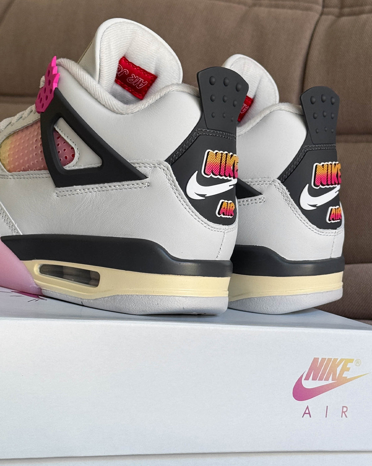 Nike Air Jordan 4 Retro *Comic*