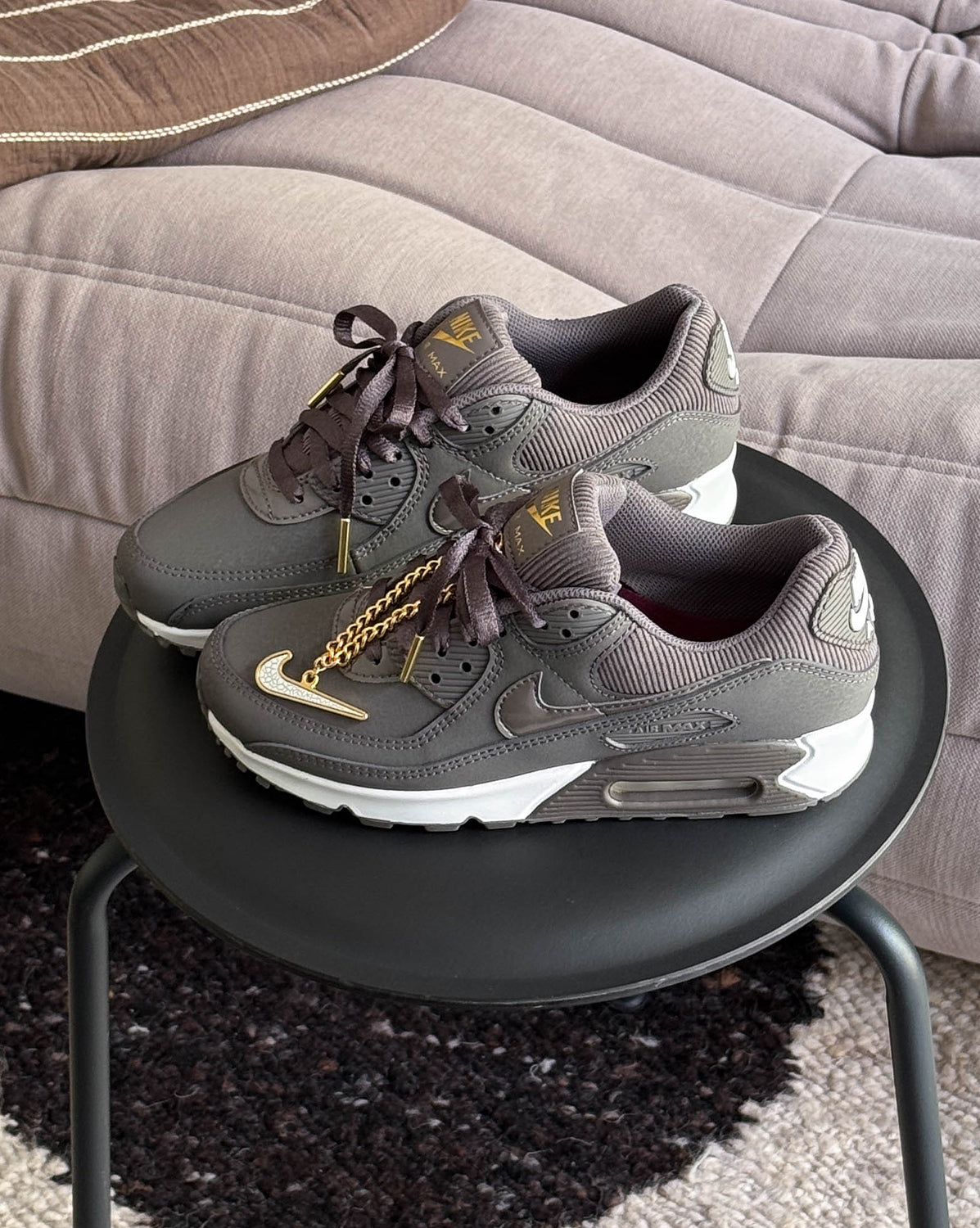 Nike	Wmns Air Max 90