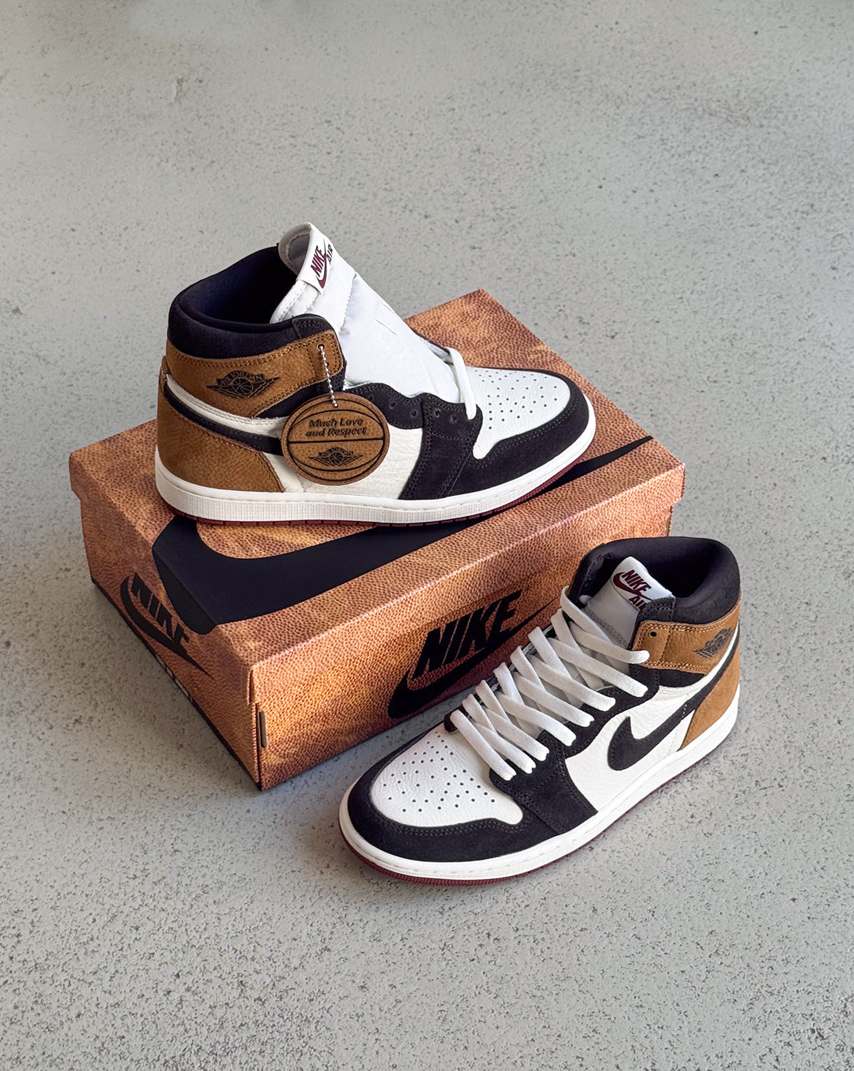 Nike Air Jordan 1 Retro High OG *Love Letter*