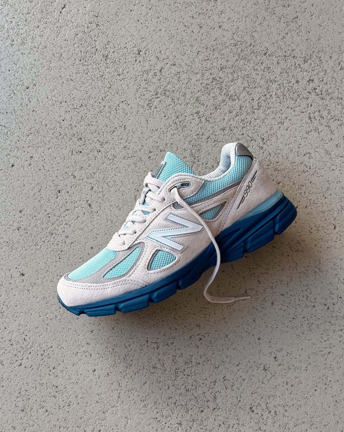 New Balance 990 v4 *Made in USA*