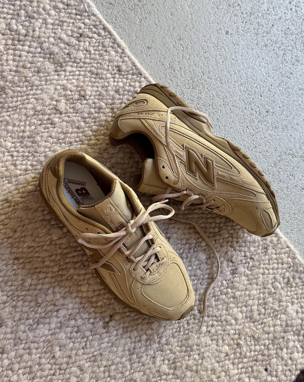 New Balance 204L
