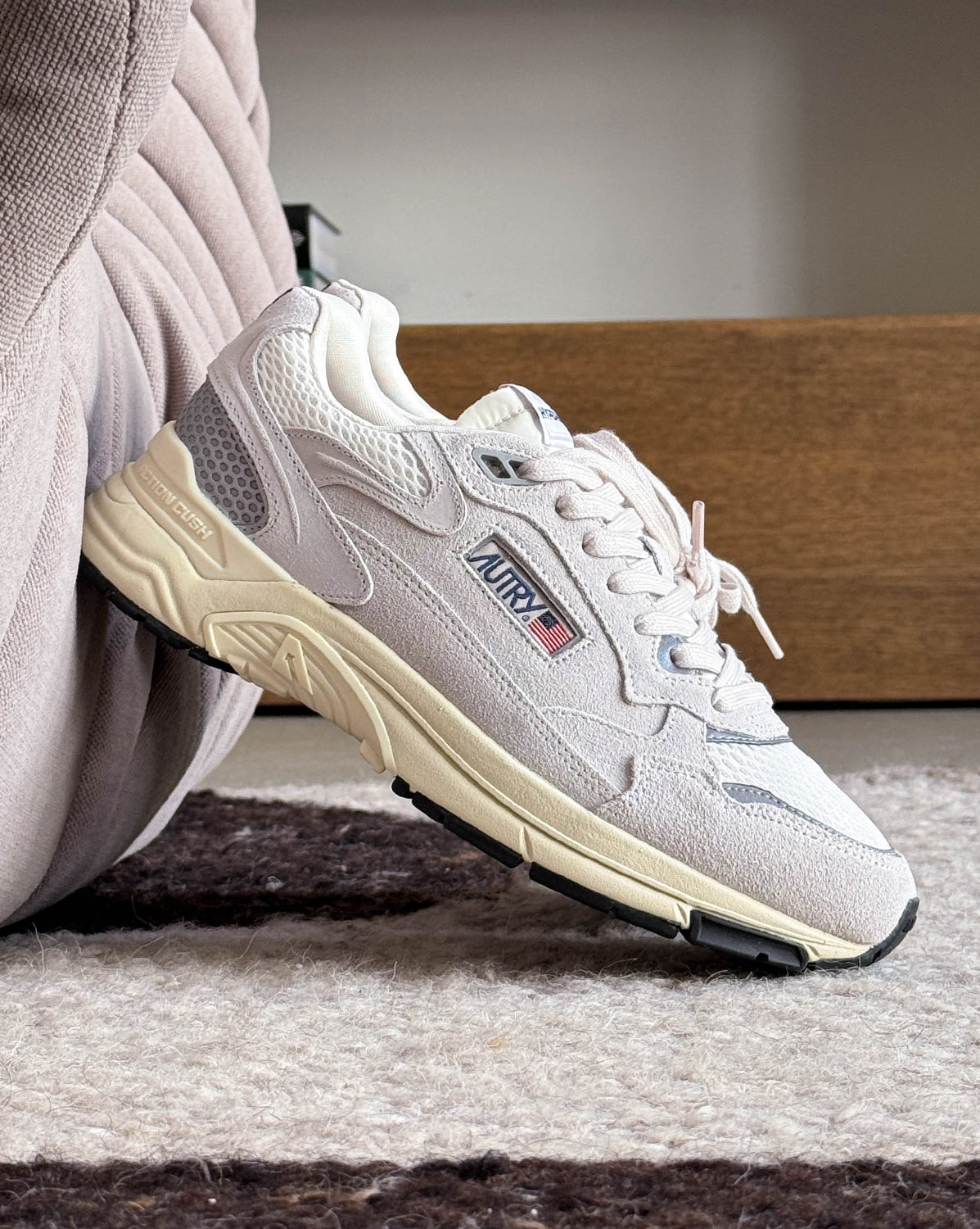 Autry Hyperway  *Suede / Mesh*