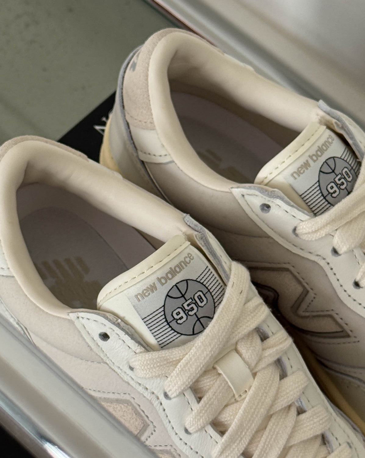 New Balance 950 *Angora*