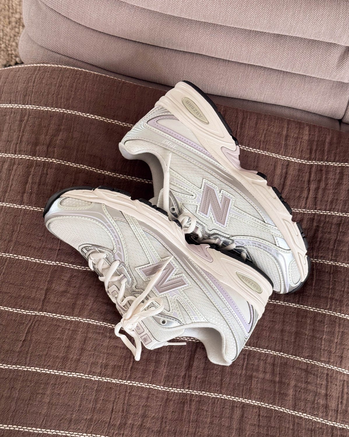New Balance 740