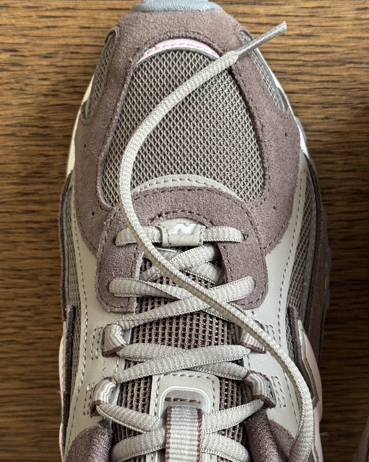 New Balance 204L