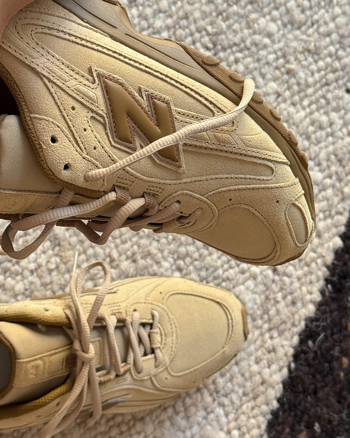 New Balance 204L